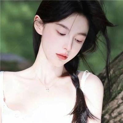 弱比少男闯女校